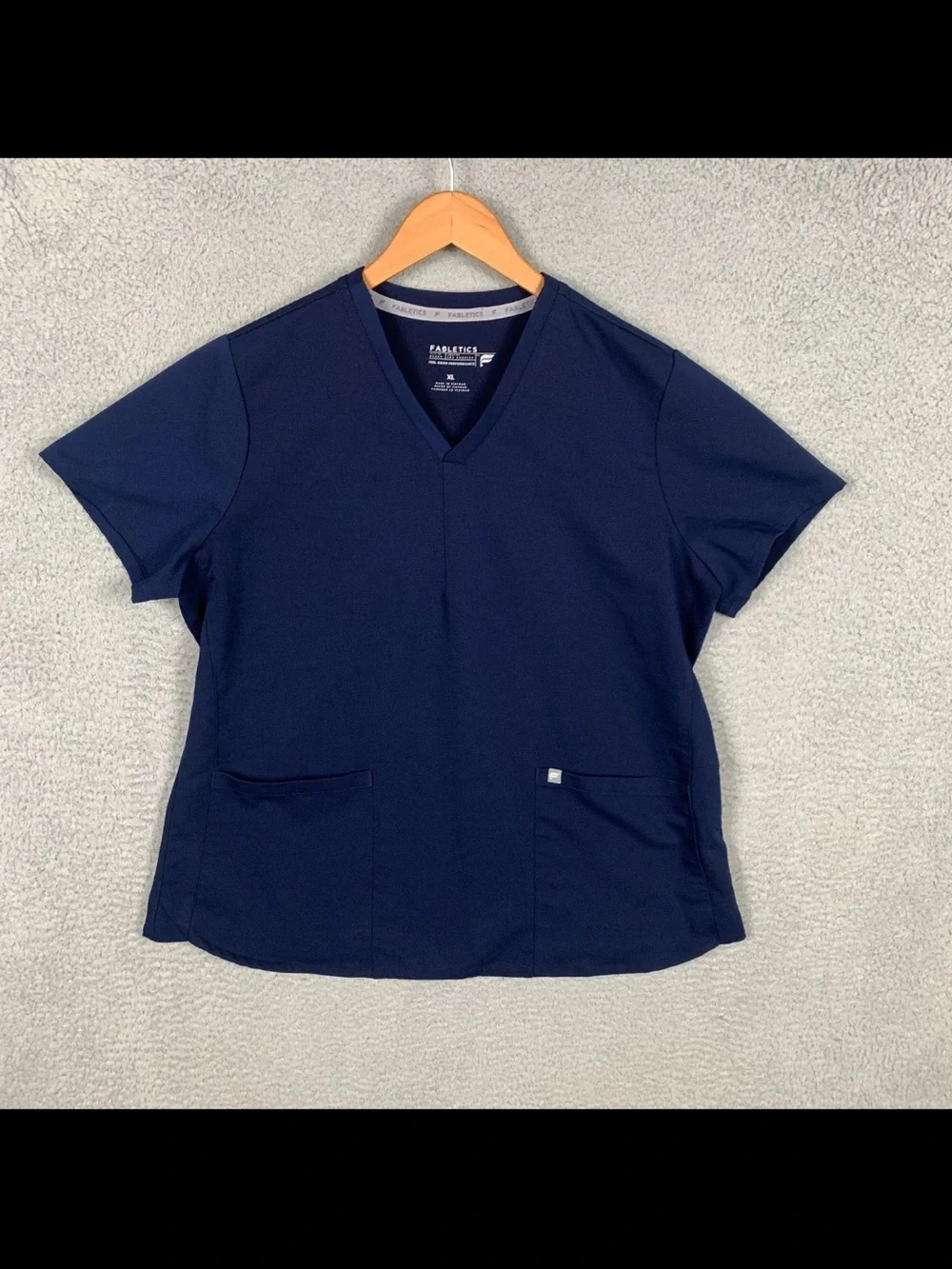 Fabletics Women's Navy V-Neck Scrub Top and Pants Set XL XXL 1X